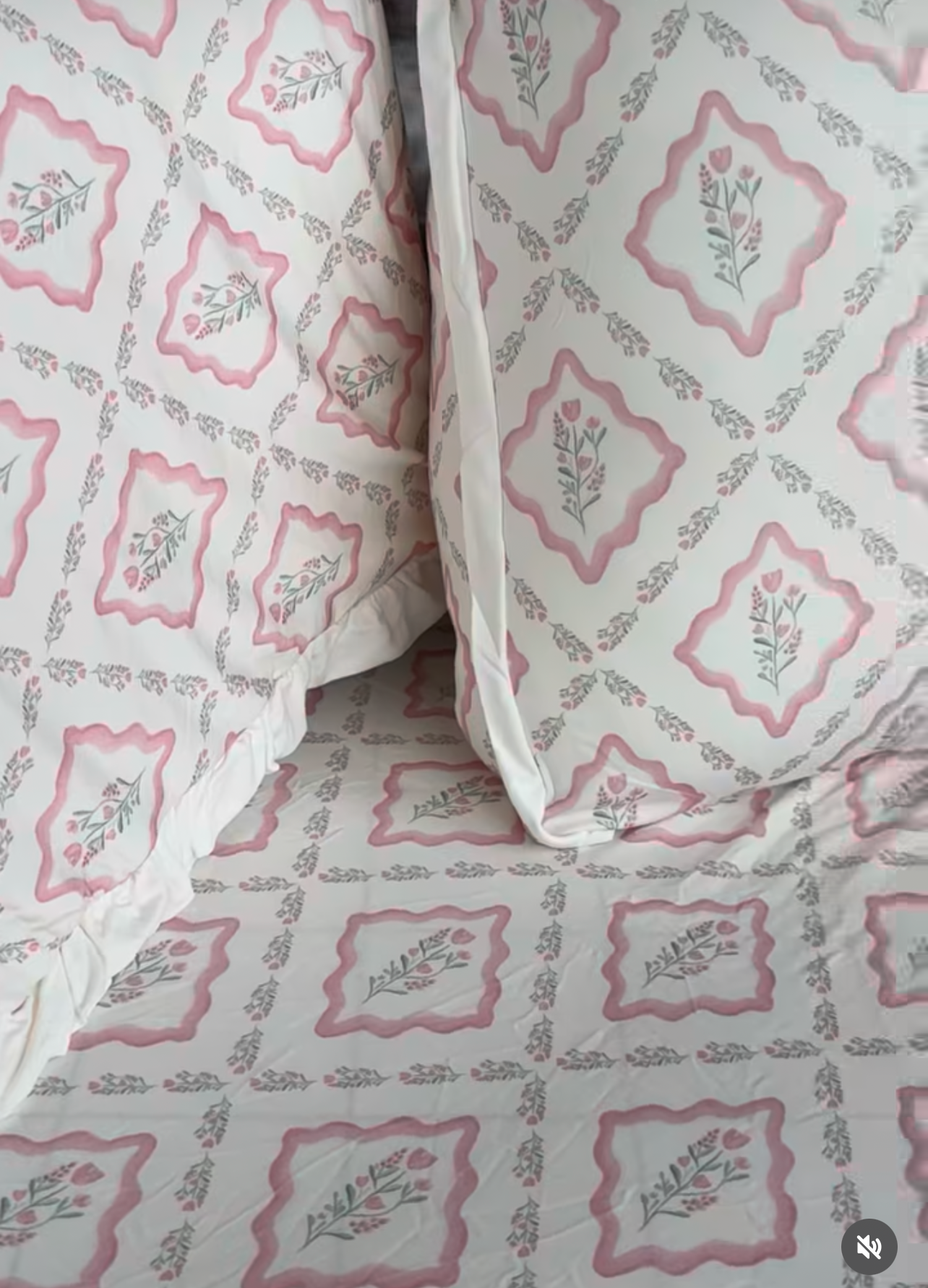 Petite Bloom Crib Sheets