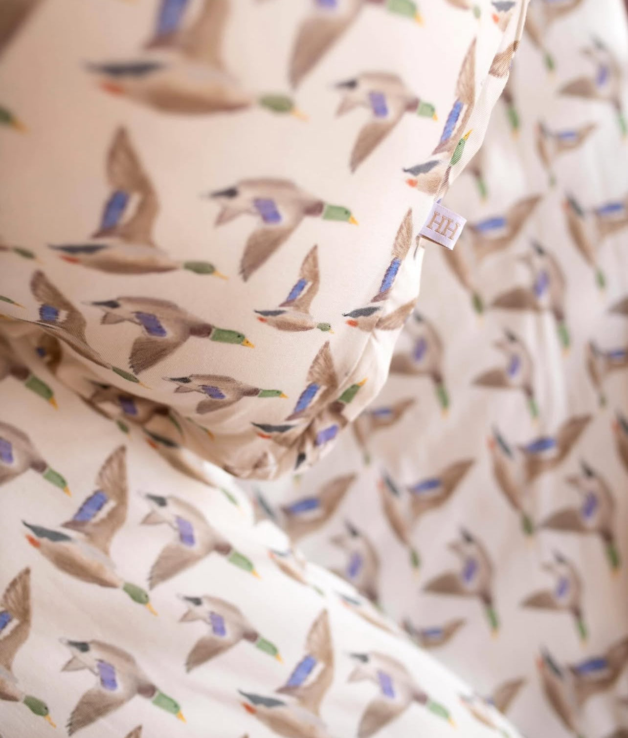 Boys Flyin' South Crib Sheets