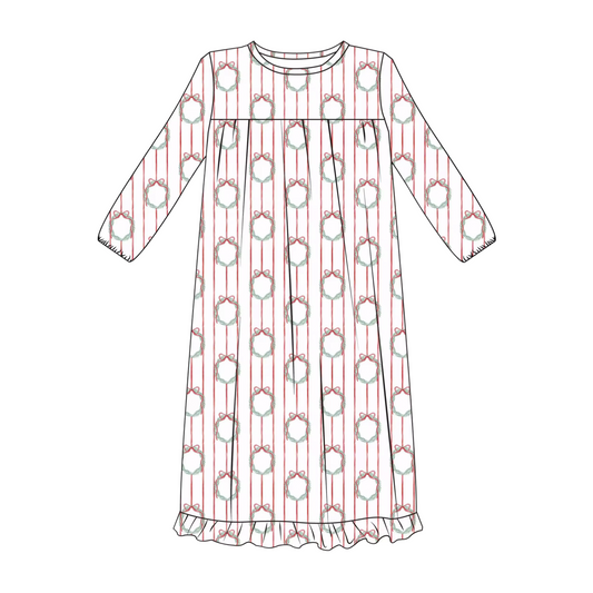 Red Wreath Long Sleeve Nightgown